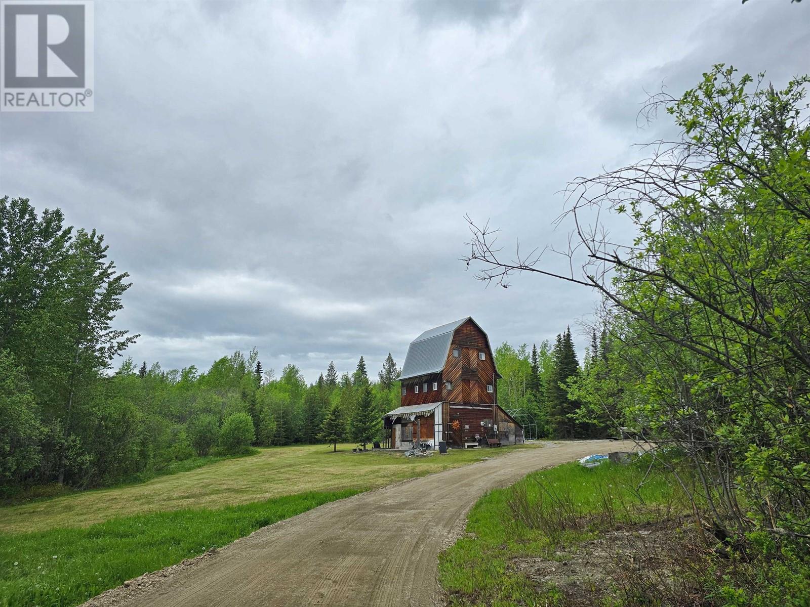 2922 Venture Road, Quesnel, British Columbia  V2J 6P8 - Photo 3 - R2894052