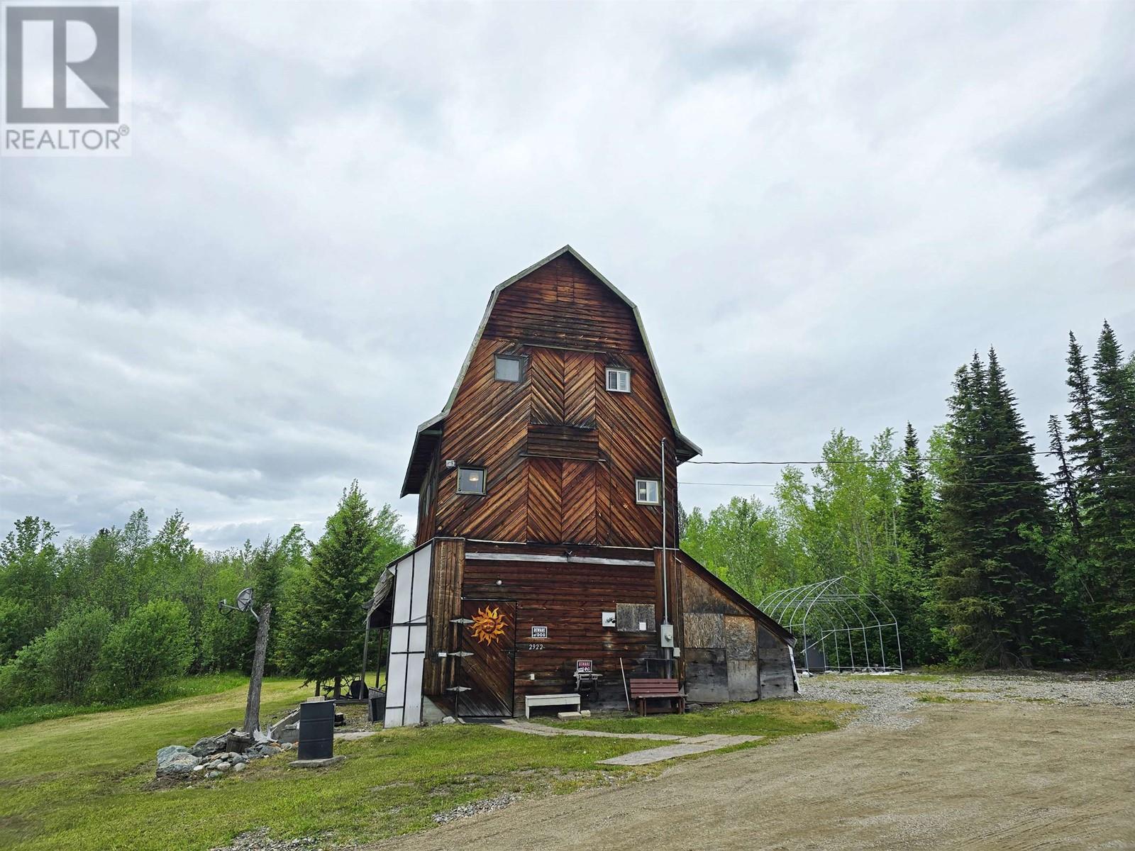 2922 Venture Road, Quesnel, British Columbia  V2J 6P8 - Photo 2 - R2894052