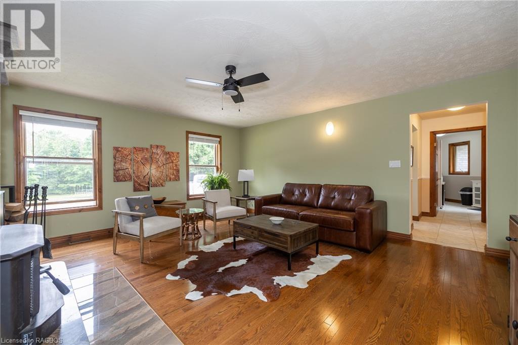 78 Lake Street, Georgian Bluffs, Ontario  N0H 2K0 - Photo 6 - 40604271