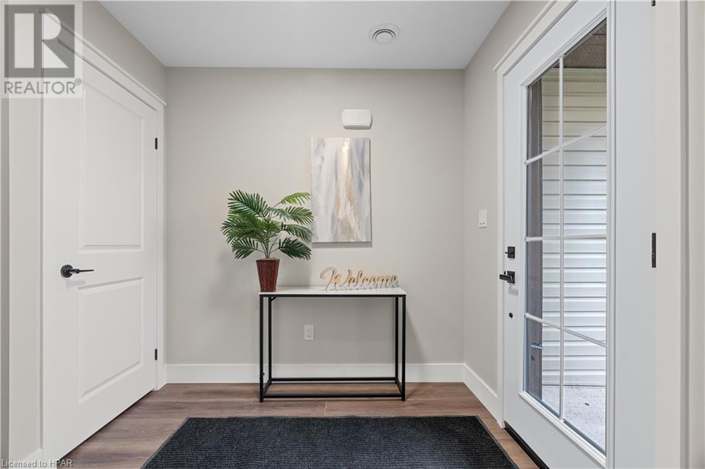 137 Victoria Avenue E, Crediton, Ontario  N0M 1M0 - Photo 6 - 40603708