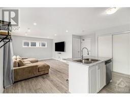 704 AMBERWING PRIVATE UNIT#B