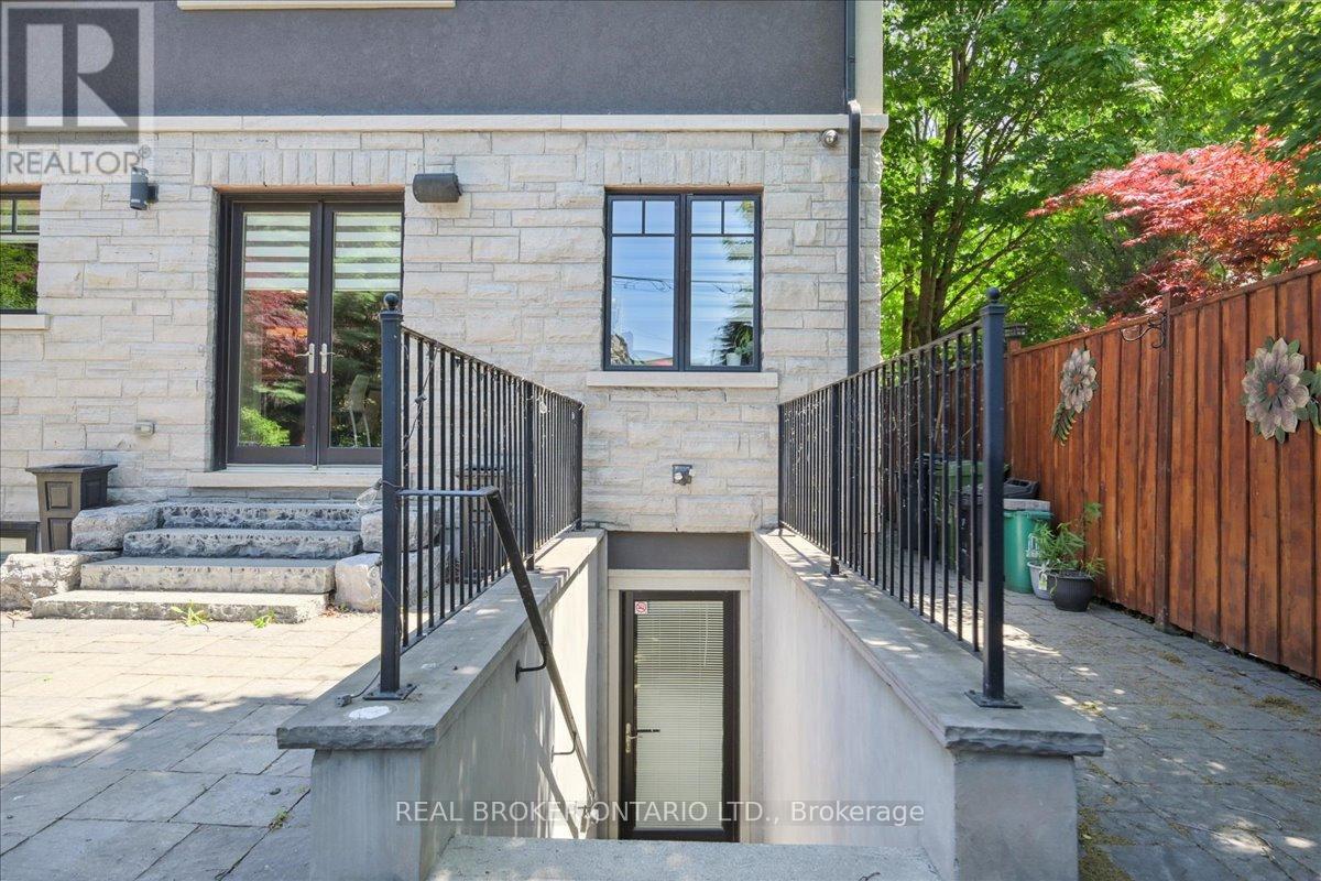 290 Gamma Street, Toronto (Alderwood), Ontario  M8W 4H1 - Photo 39 - W8434122