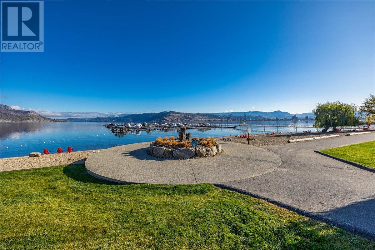 1671 Harbour View Crescent Lot# Lot 886, Kelowna, British Columbia  V1Z 4E1 - Photo 29 - 10316838