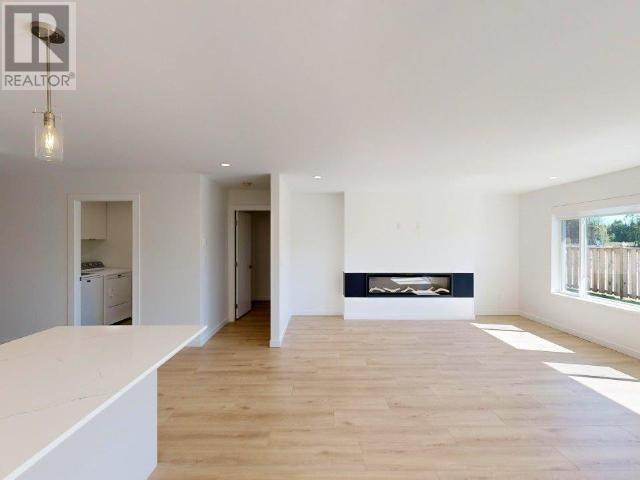 Property at 7271 EDGEHILL CRESCENT image 5