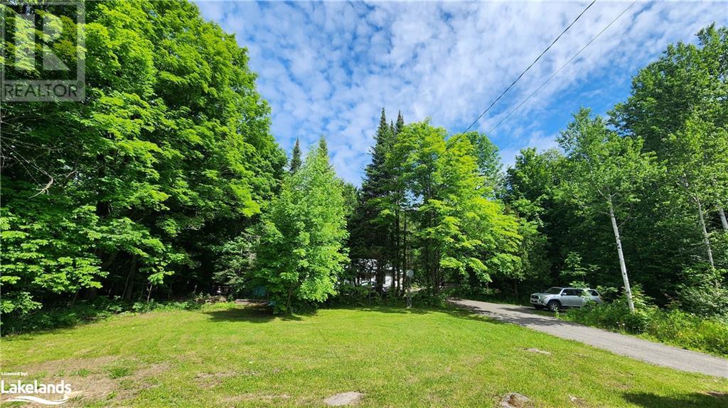 2471 Highway 60, Huntsville, Ontario  P1H 2J6 - Photo 2 - 40602479