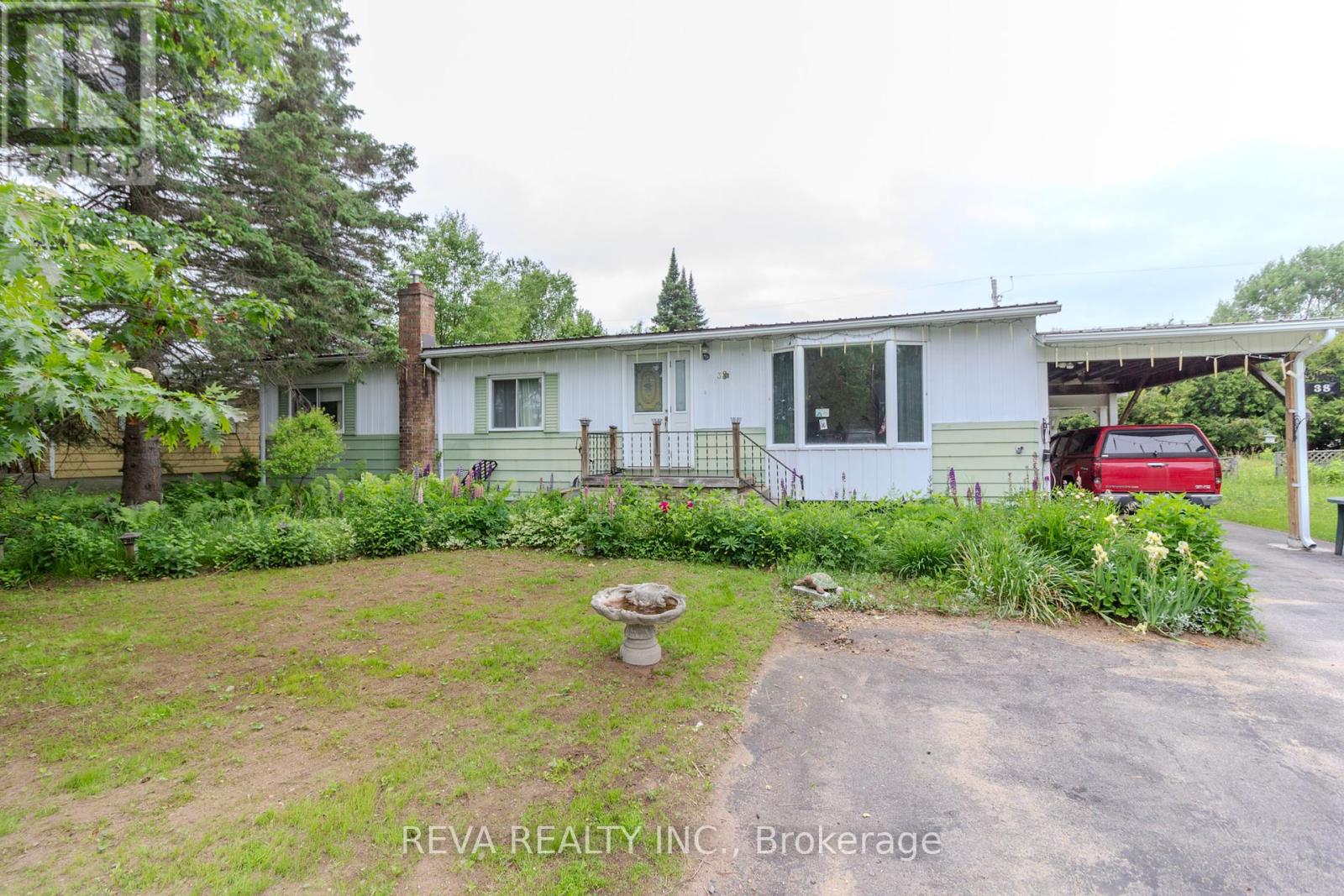 38 Great Oak Street, Highlands East, Ontario  K0L 1M0 - Photo 1 - X8435158