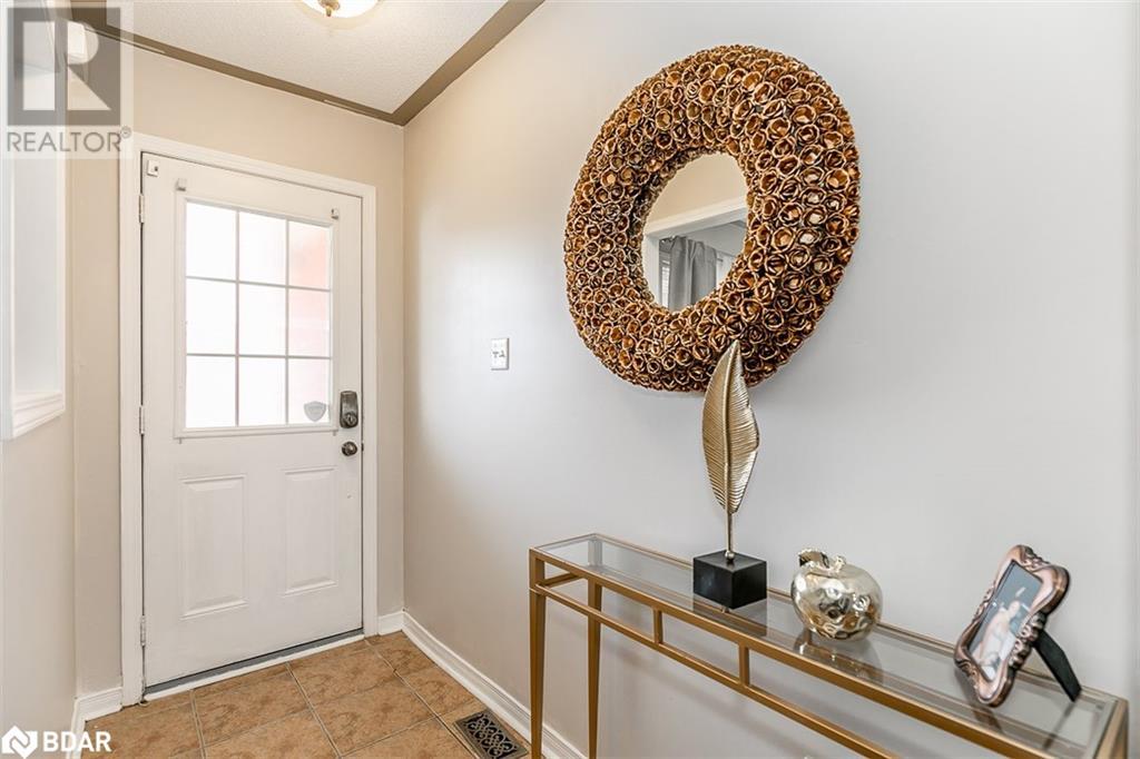 119 Stonemount Crescent, Angus, Ontario  L0M 1B4 - Photo 5 - 40604607