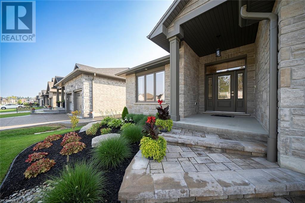 27 Stonebridge Place, Simcoe, Ontario  N3Y 0E6 - Photo 3 - 40605252