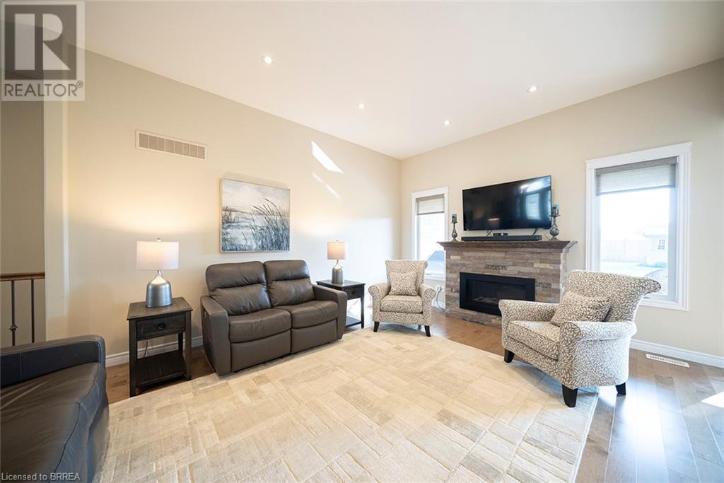 27 Stonebridge Place, Simcoe, Ontario  N3Y 0E6 - Photo 6 - 40605252