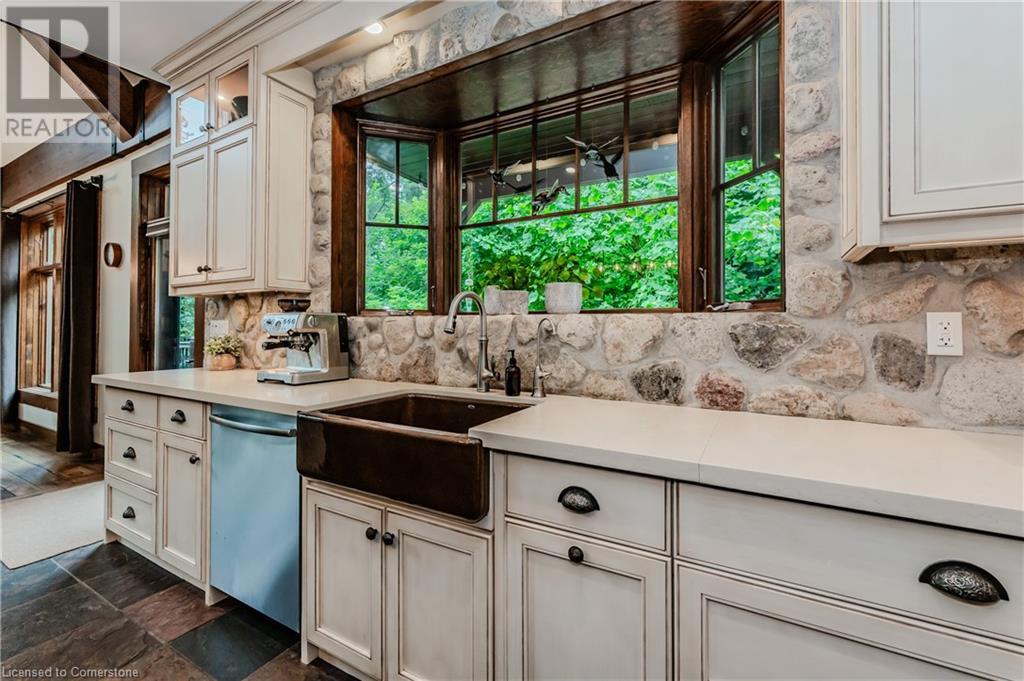 11 Pioneer Grove Road, Puslinch, Ontario  N0B 2J0 - Photo 24 - 40605414