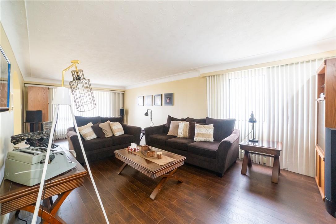 1239 Westbrook Rd Road, Hamilton, Ontario  L0R 1E0 - Photo 10 - H4196713