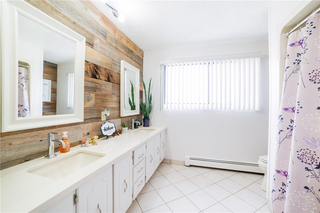 1239 Westbrook Rd Road, Hamilton, Ontario  L0R 1E0 - Photo 21 - H4196713