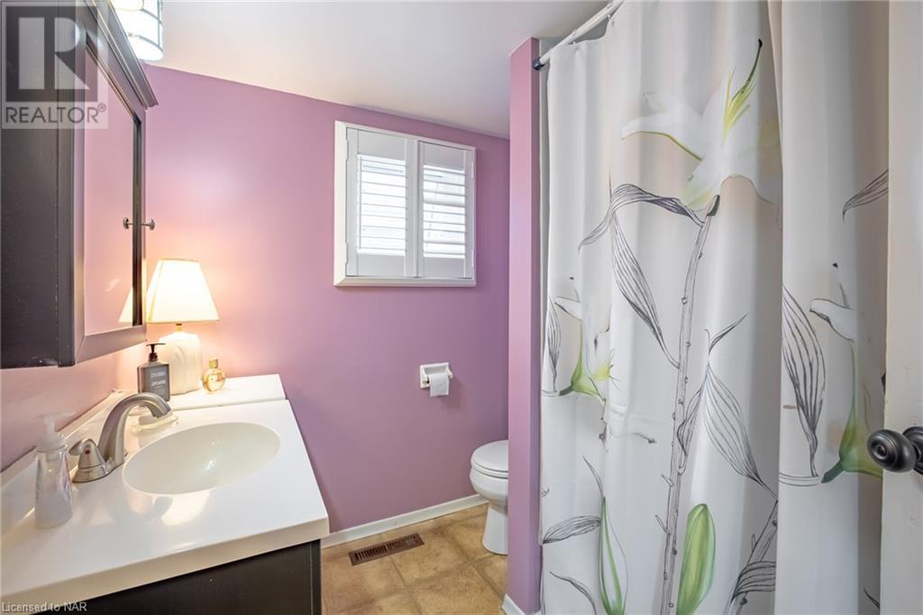 692 Lakeshore Road, Fort Erie, Ontario  L2A 1C1 - Photo 15 - 40599205