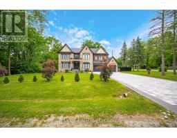 6 OLD FORGE DRIVE, king, Ontario