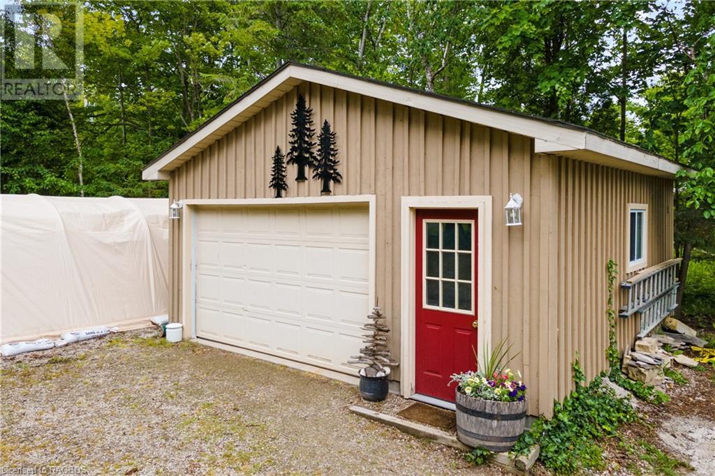 156 Miller Lake Shore Road, Northern Bruce Peninsula, Ontario  N0H 1Z0 - Photo 48 - 40600136