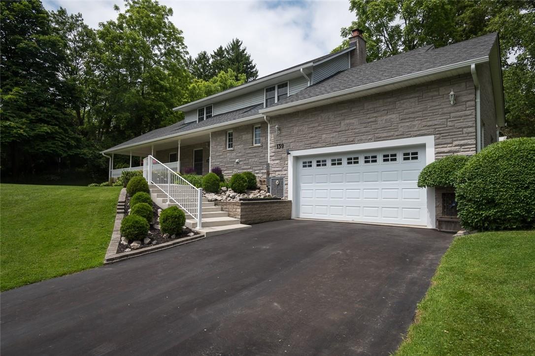 139 Hillcrest Avenue, Hamilton, Ontario  L9H 4X9 - Photo 2 - H4196453