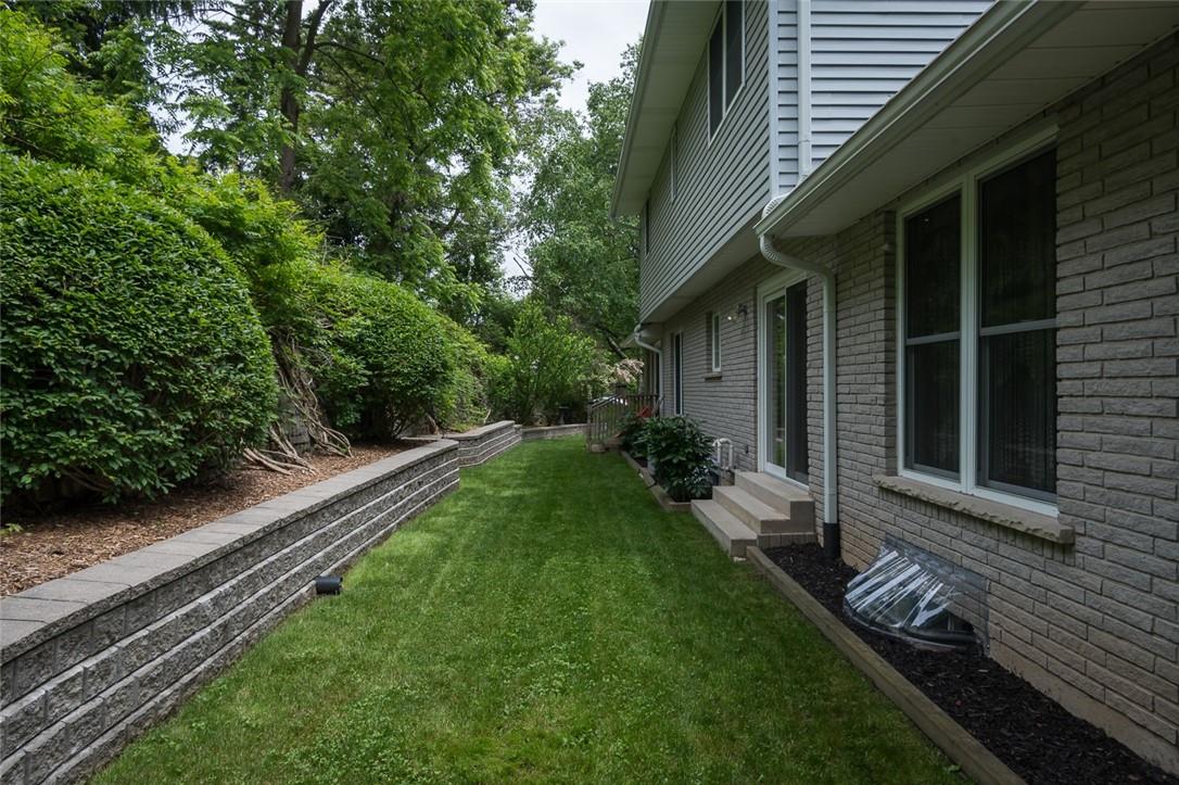 139 Hillcrest Avenue, Hamilton, Ontario  L9H 4X9 - Photo 49 - H4196453