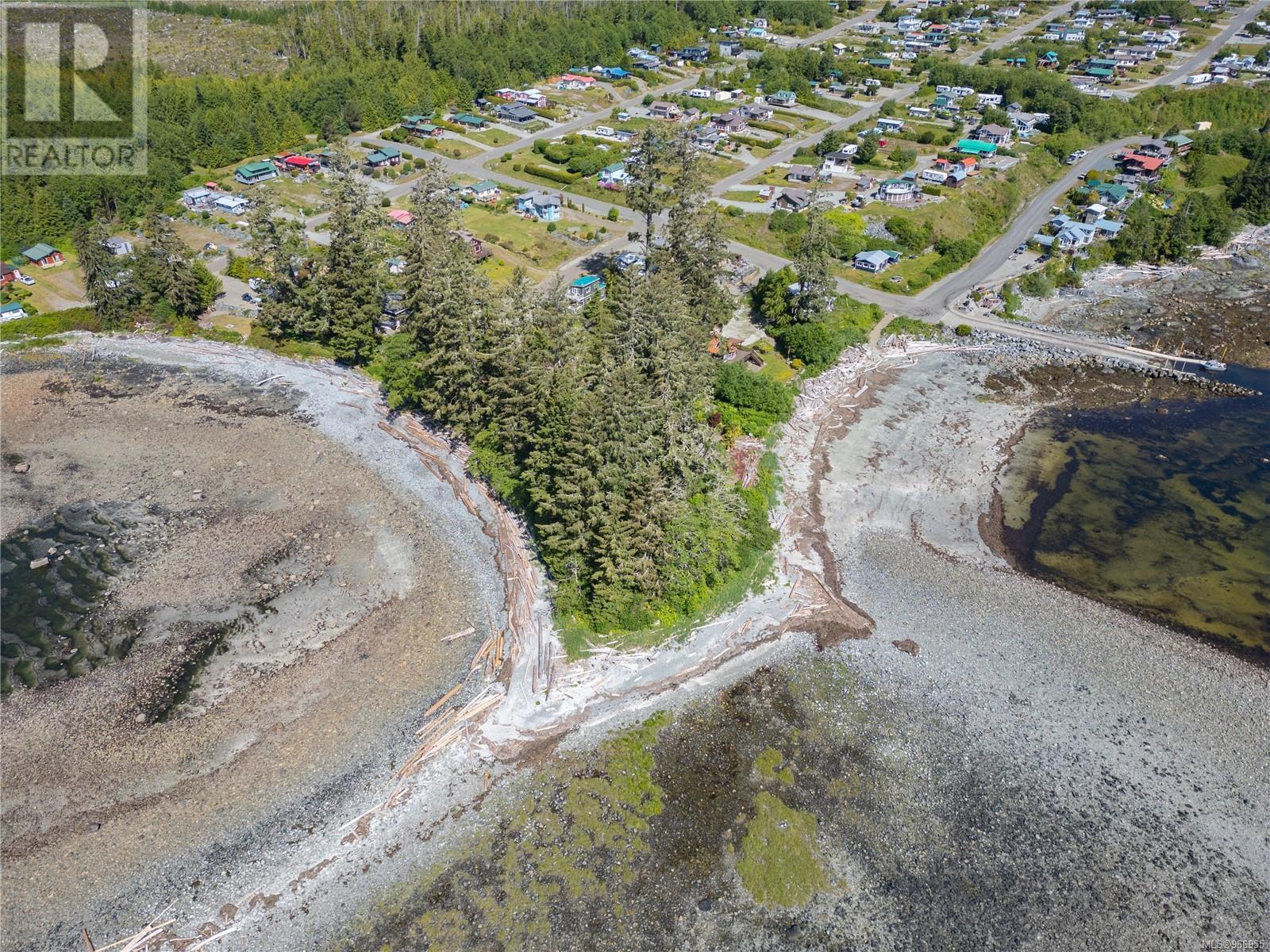 1009 Beach Rd, Ucluelet, British Columbia  V0R 3A0 - Photo 12 - 966955