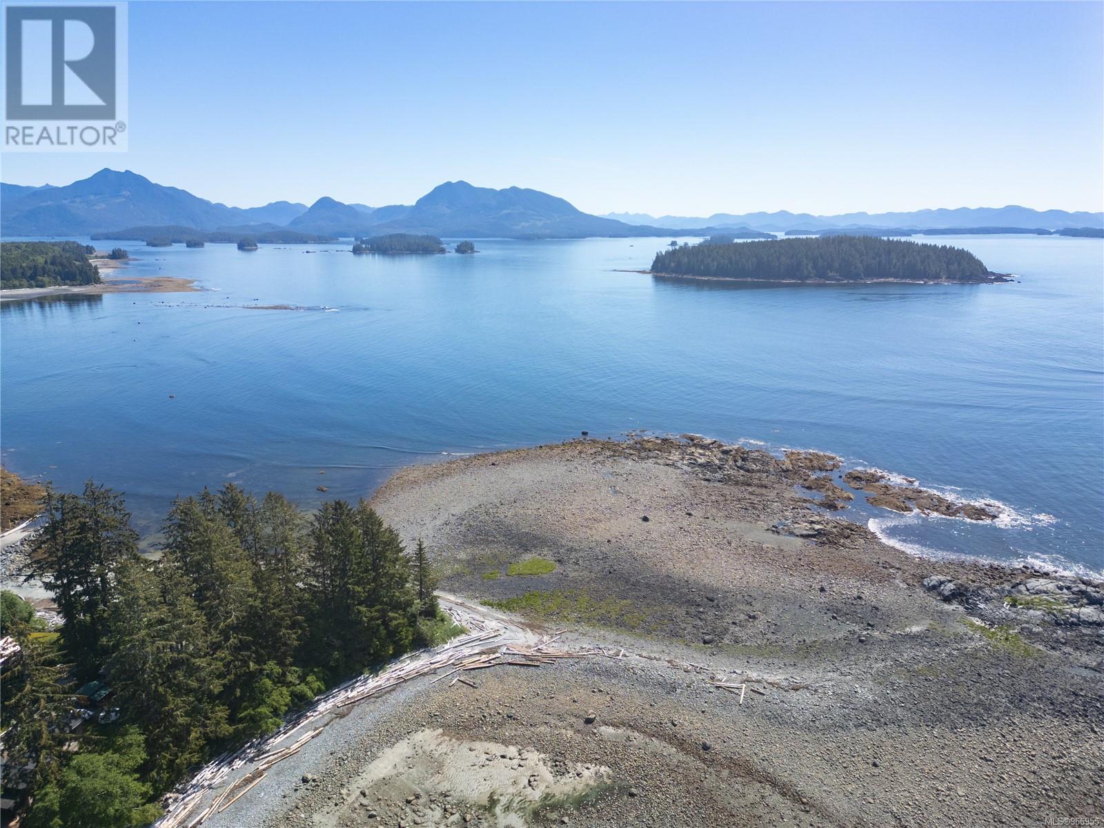 1009 Beach Rd, Ucluelet, British Columbia  V0R 3A0 - Photo 15 - 966955
