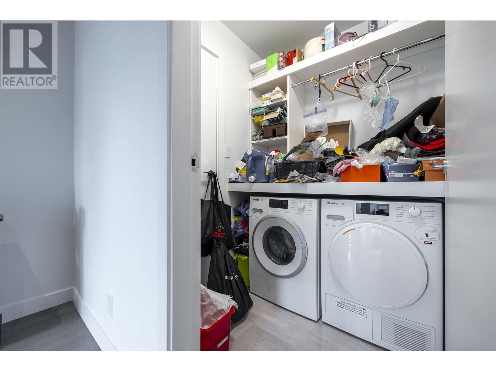 Listing Picture 11 of 27 : 206 6622 PEARSON WAY, Richmond / 烈治文 - 魯藝地產 Yvonne Lu Group - MLS Medallion Club Member