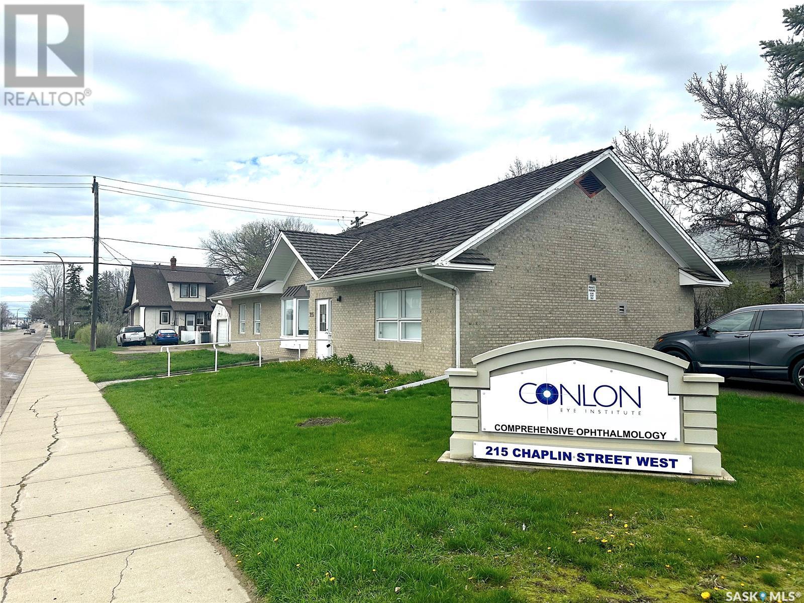 215 Chaplin STREET W, swift current, Saskatchewan