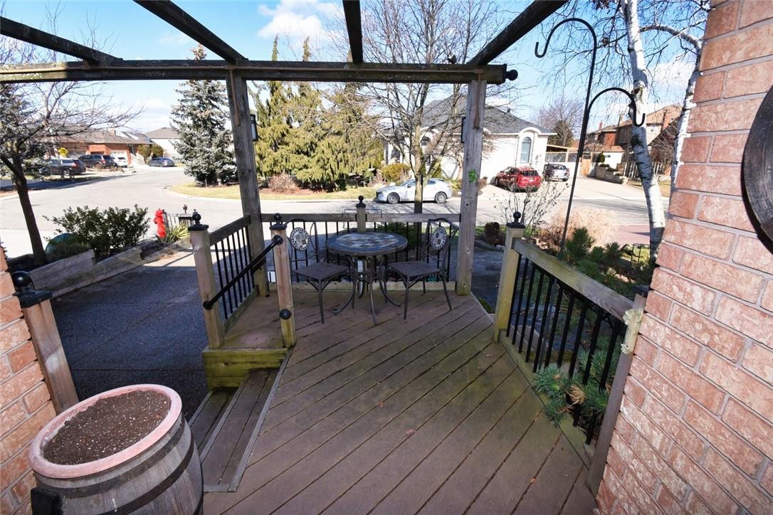 14 Ingrid Court, Hamilton, Ontario  L8W 2V4 - Photo 4 - H4197216