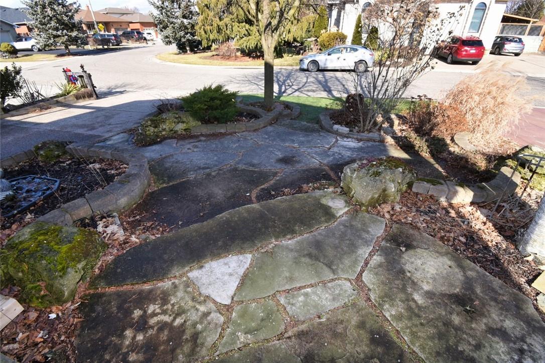 14 Ingrid Court, Hamilton, Ontario  L8W 2V4 - Photo 6 - H4197216