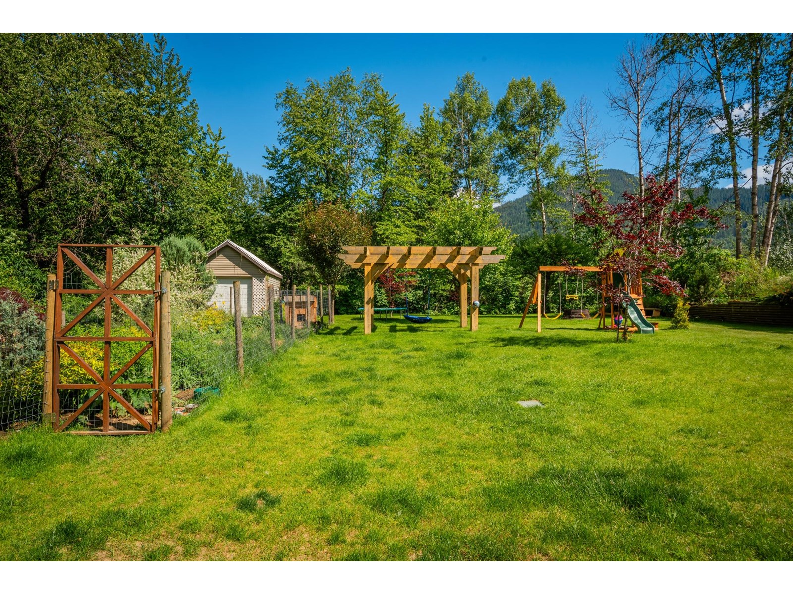 1080 Highway 3b, Beaver Falls, British Columbia  V0G 1P0 - Photo 15 - 2477683