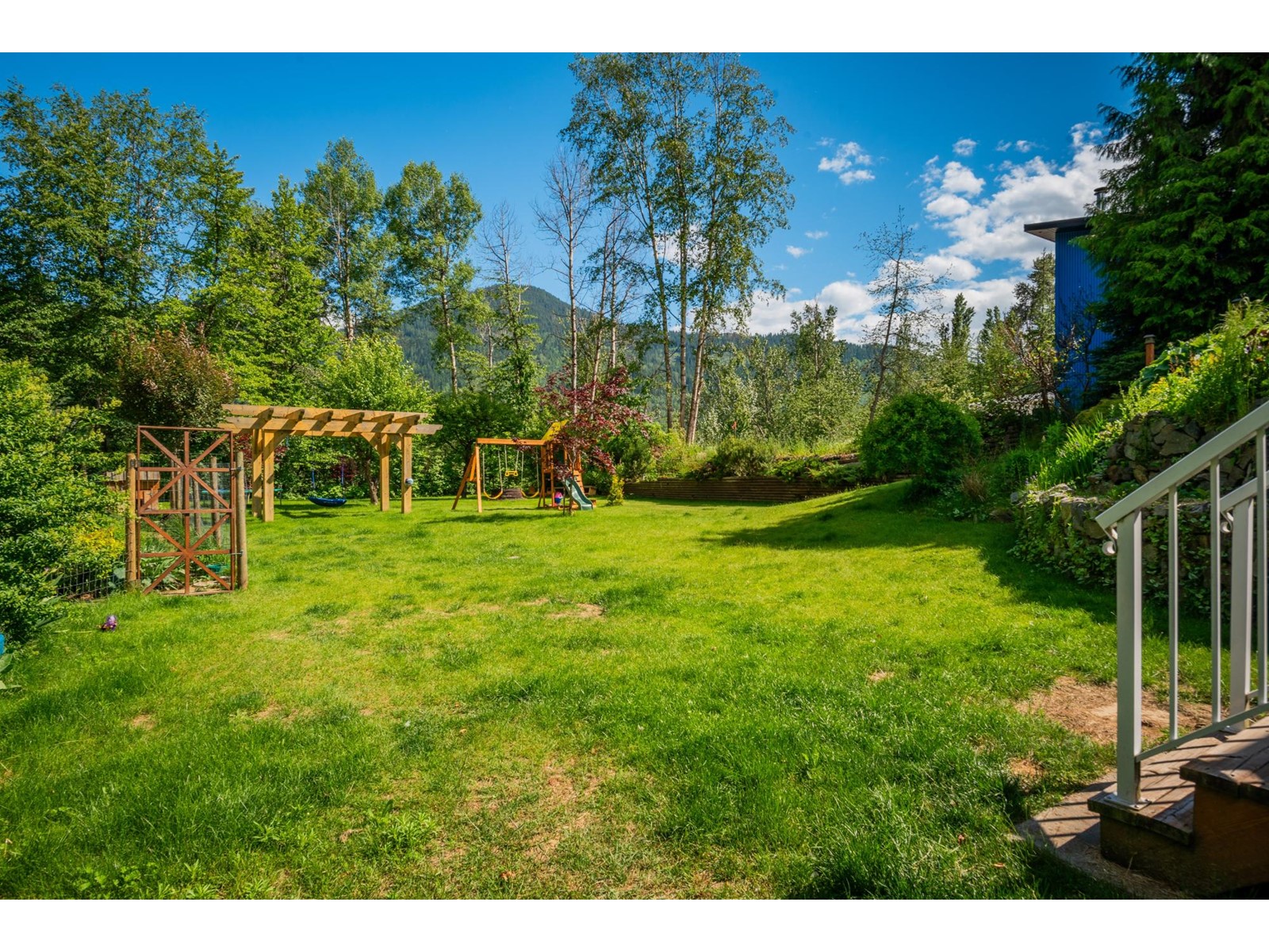 1080 Highway 3b, Beaver Falls, British Columbia  V0G 1P0 - Photo 16 - 2477683