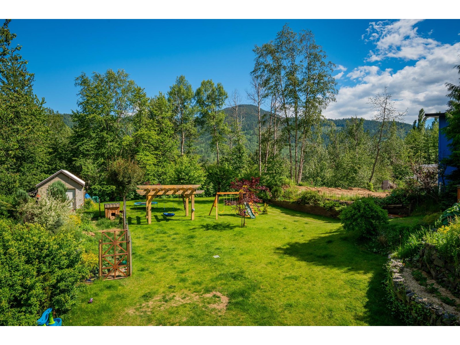 1080 Highway 3b, Beaver Falls, British Columbia  V0G 1P0 - Photo 17 - 2477683