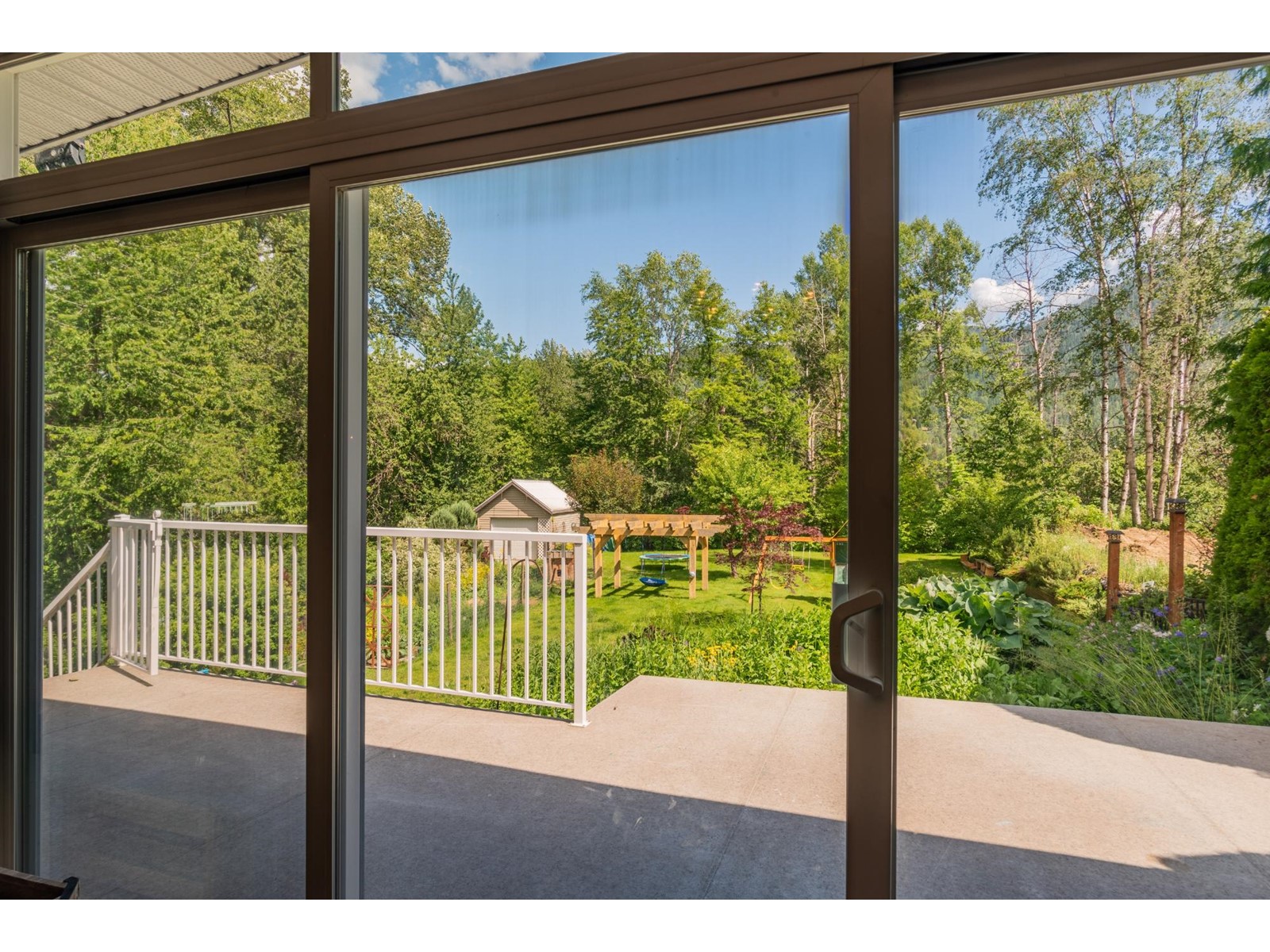 1080 Highway 3b, Beaver Falls, British Columbia  V0G 1P0 - Photo 42 - 2477683