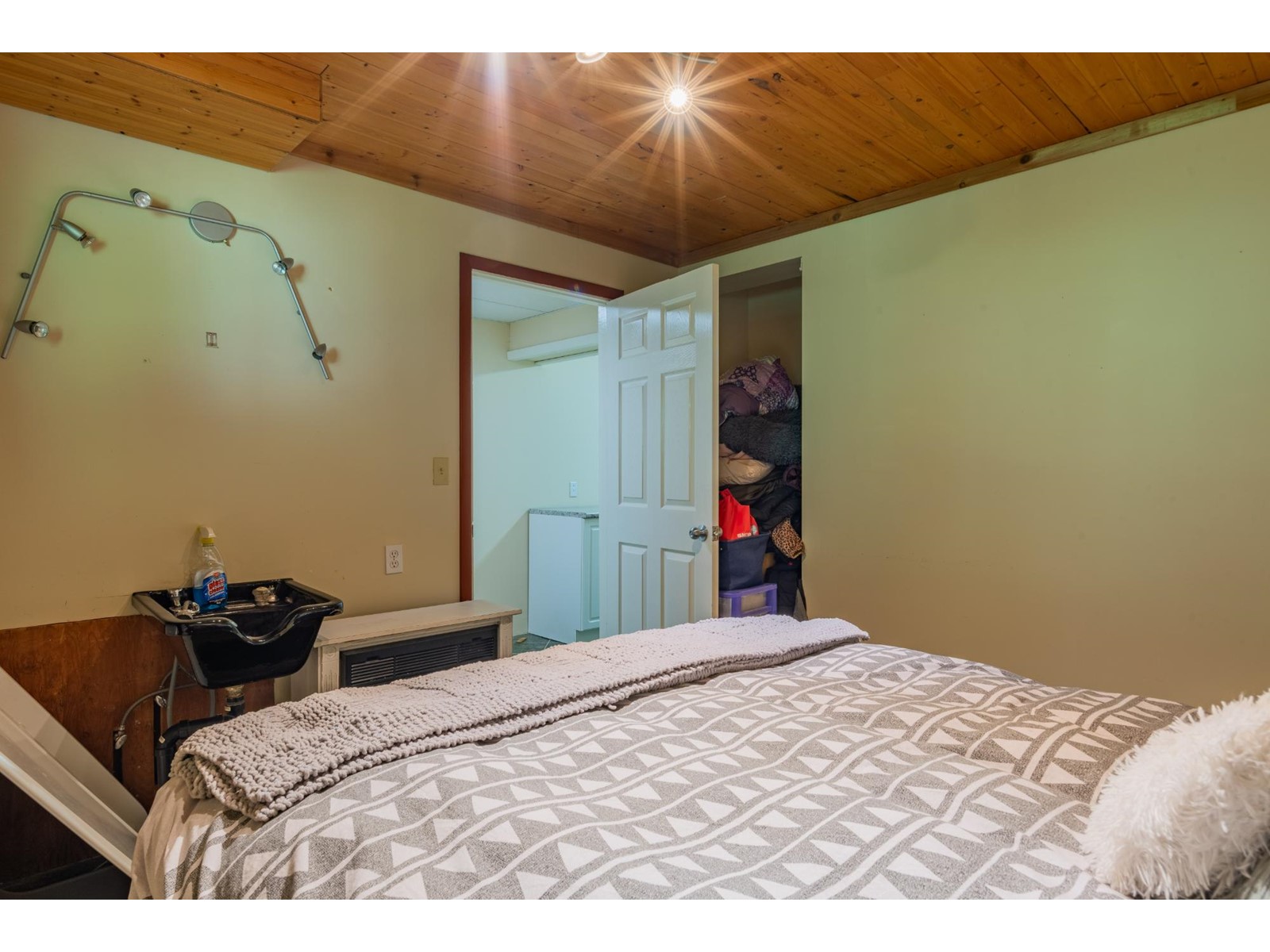 1080 Highway 3b, Beaver Falls, British Columbia  V0G 1P0 - Photo 54 - 2477683