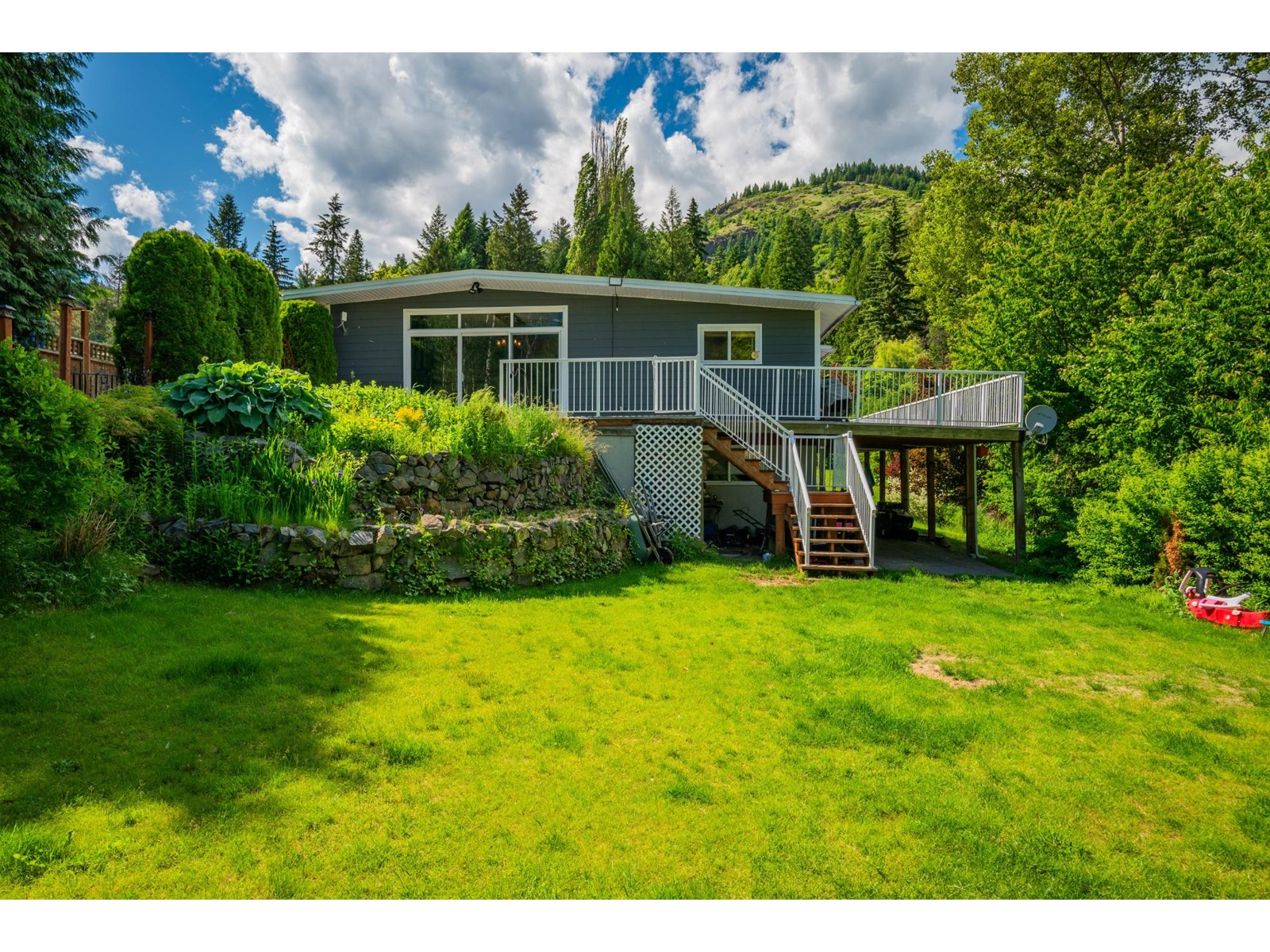 1080 Highway 3b, Beaver Falls, British Columbia  V0G 1P0 - Photo 6 - 2477683