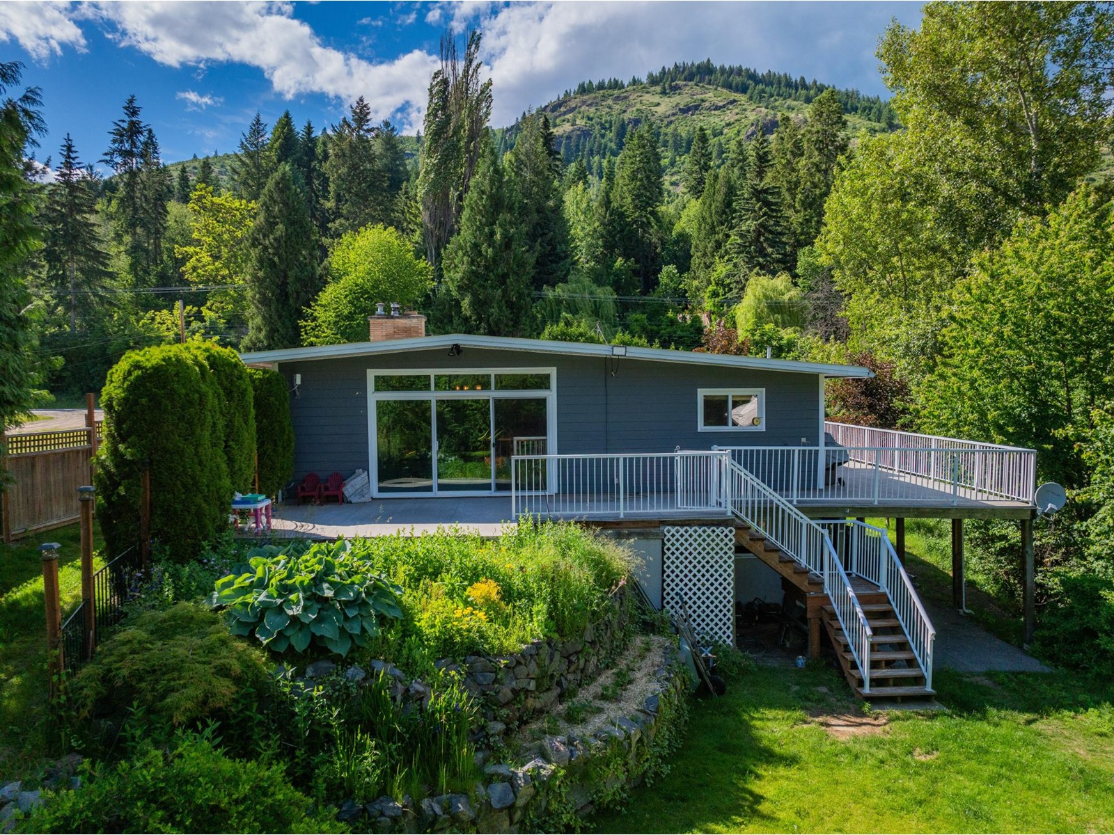 1080 Highway 3b, Beaver Falls, British Columbia  V0G 1P0 - Photo 72 - 2477683