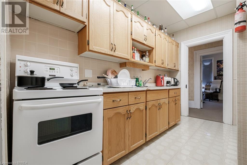 220 Dalhousie Street, Brantford, Ontario  N3S 3T7 - Photo 20 - 40601275