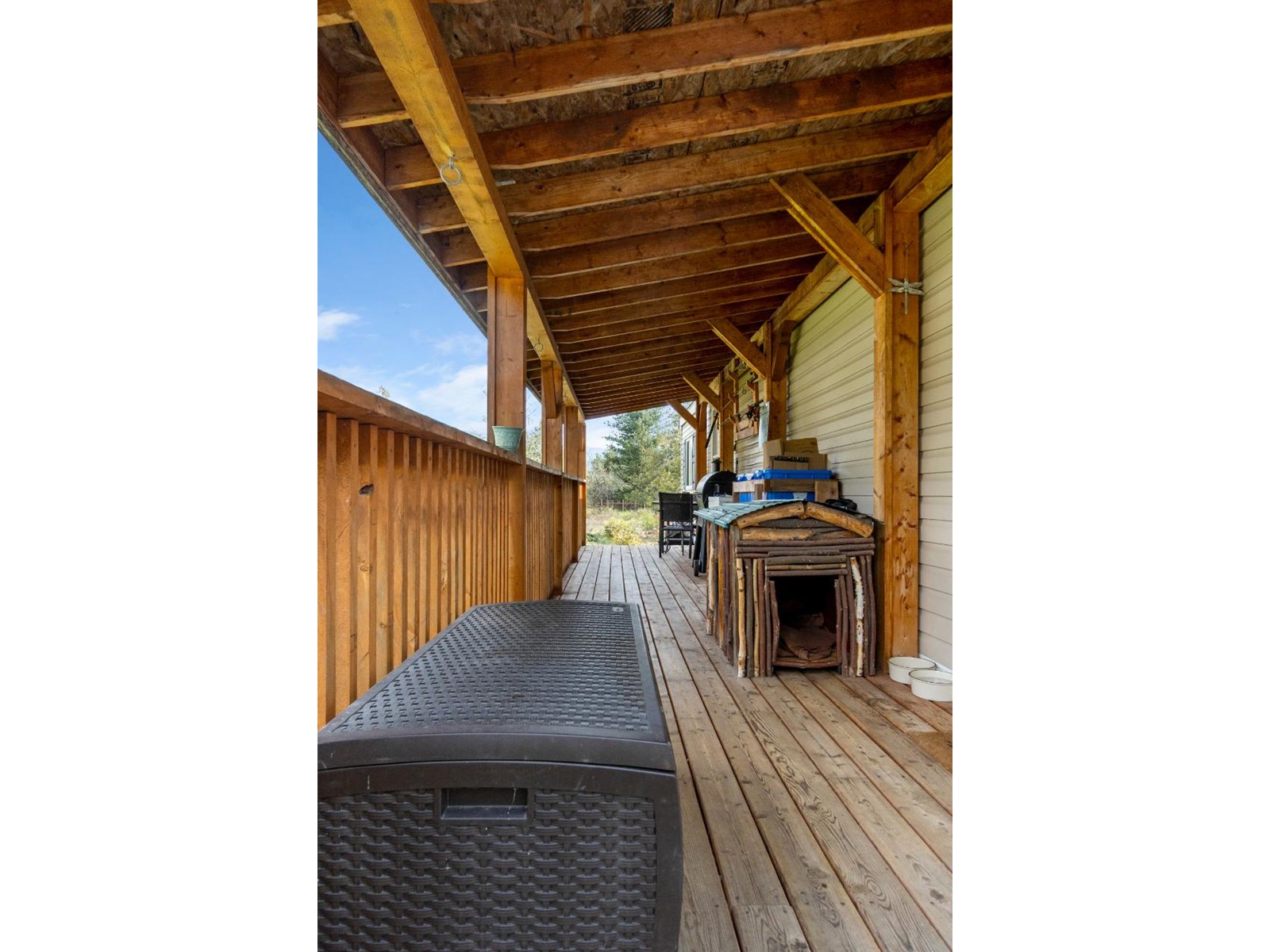 976 Waterloo Road, Castlegar, British Columbia  V1N 4M3 - Photo 23 - 2477687