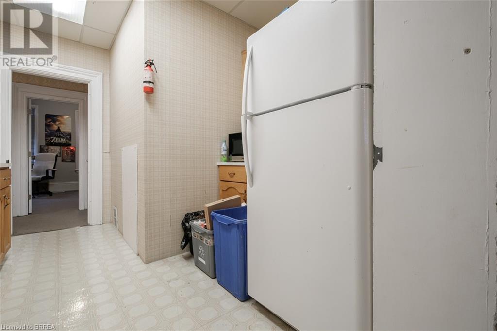220 Dalhousie Street, Brantford, Ontario  N3S 3T7 - Photo 21 - 40601271