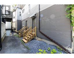 466 NELSON STREET