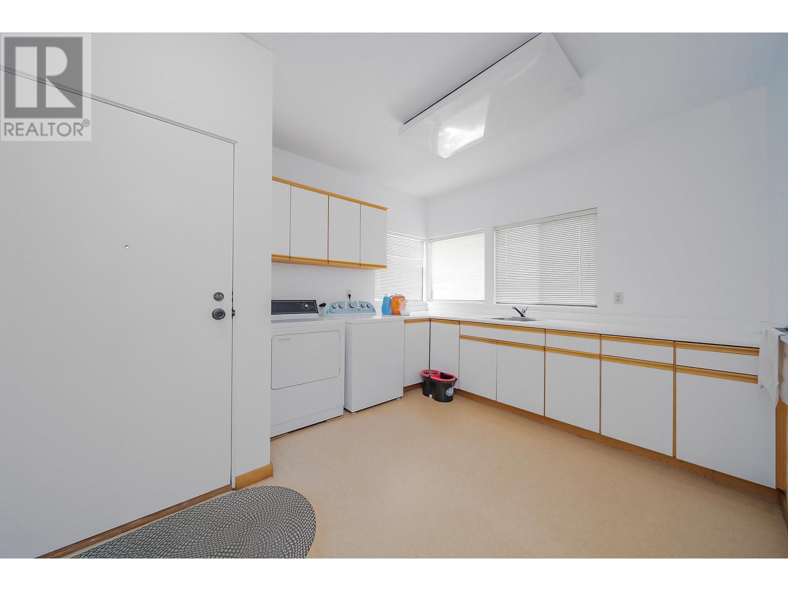10520 Sidaway Road, Richmond, British Columbia  V6W 1C4 - Photo 34 - R2894305