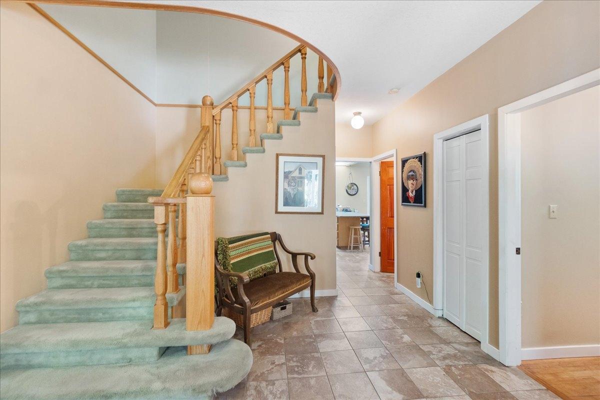 1090 Highway 3a, Nelson, British Columbia  V1L 6J5 - Photo 15 - 2477697