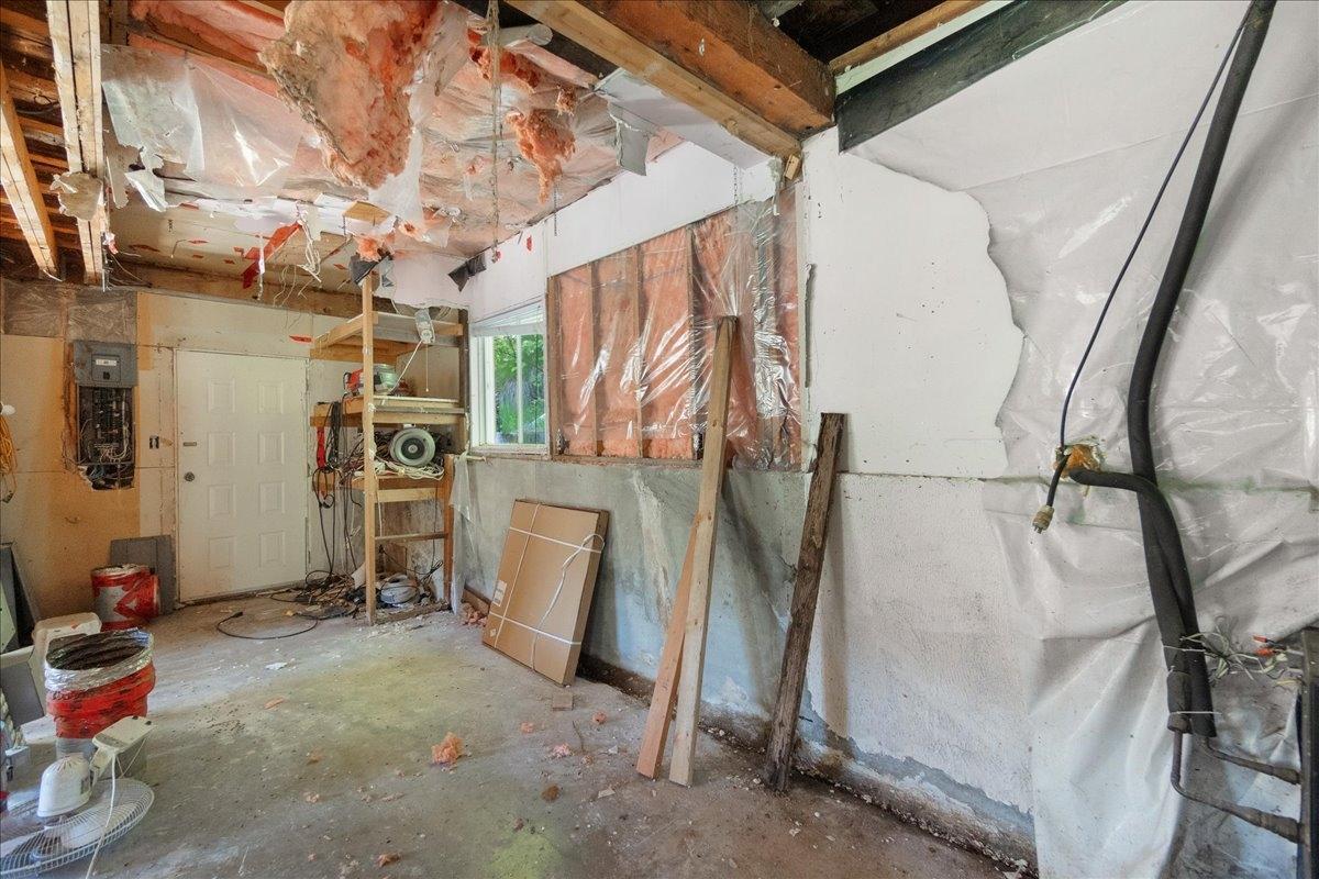 1090 Highway 3a, Nelson, British Columbia  V1L 6J5 - Photo 68 - 2477697