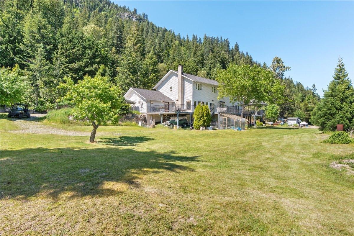 1090 Highway 3a, Nelson, British Columbia  V1L 6J5 - Photo 73 - 2477697