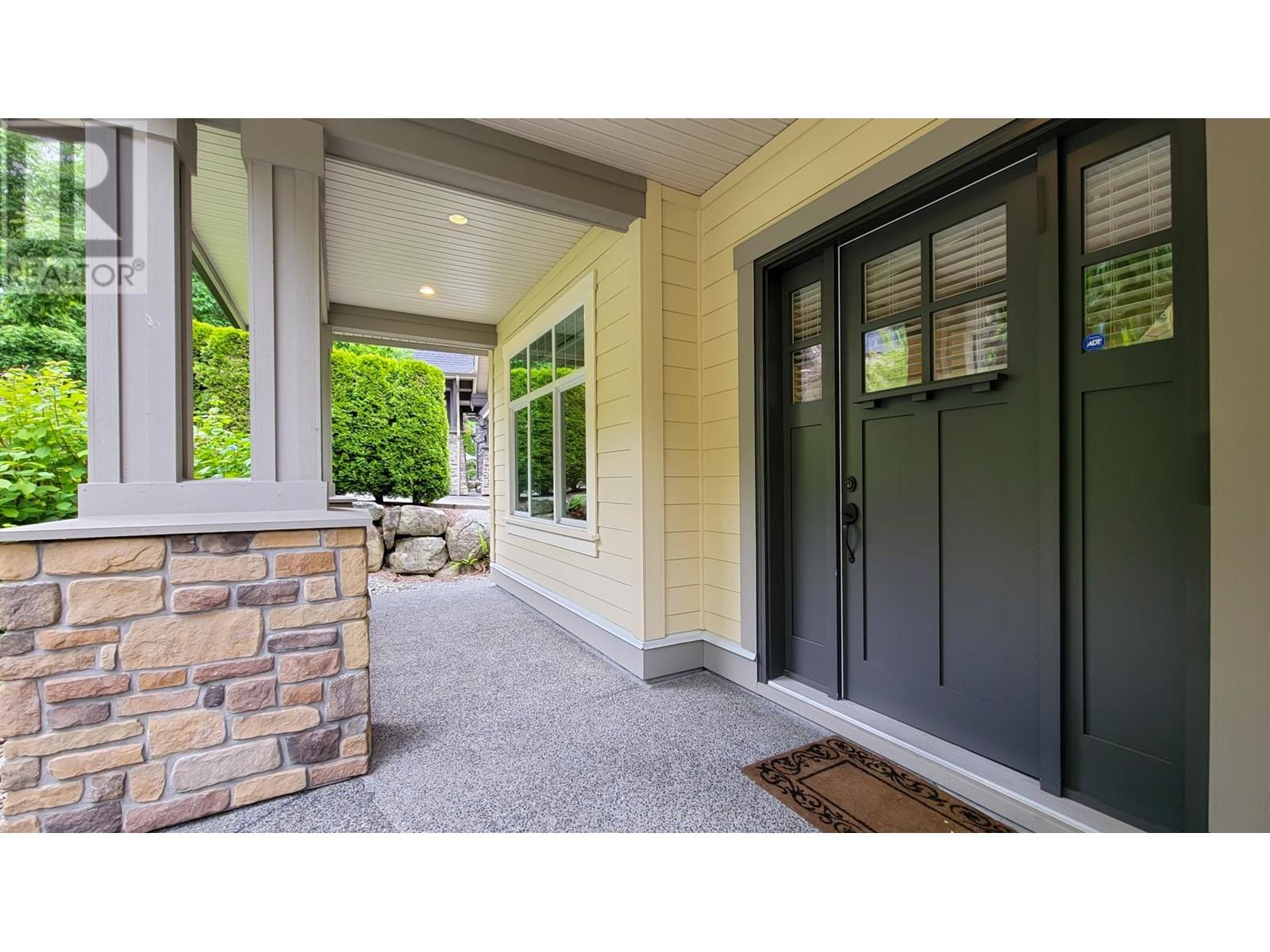 3362 Scotch Pine Avenue, Coquitlam, British Columbia  V3E 0C4 - Photo 3 - R2894728