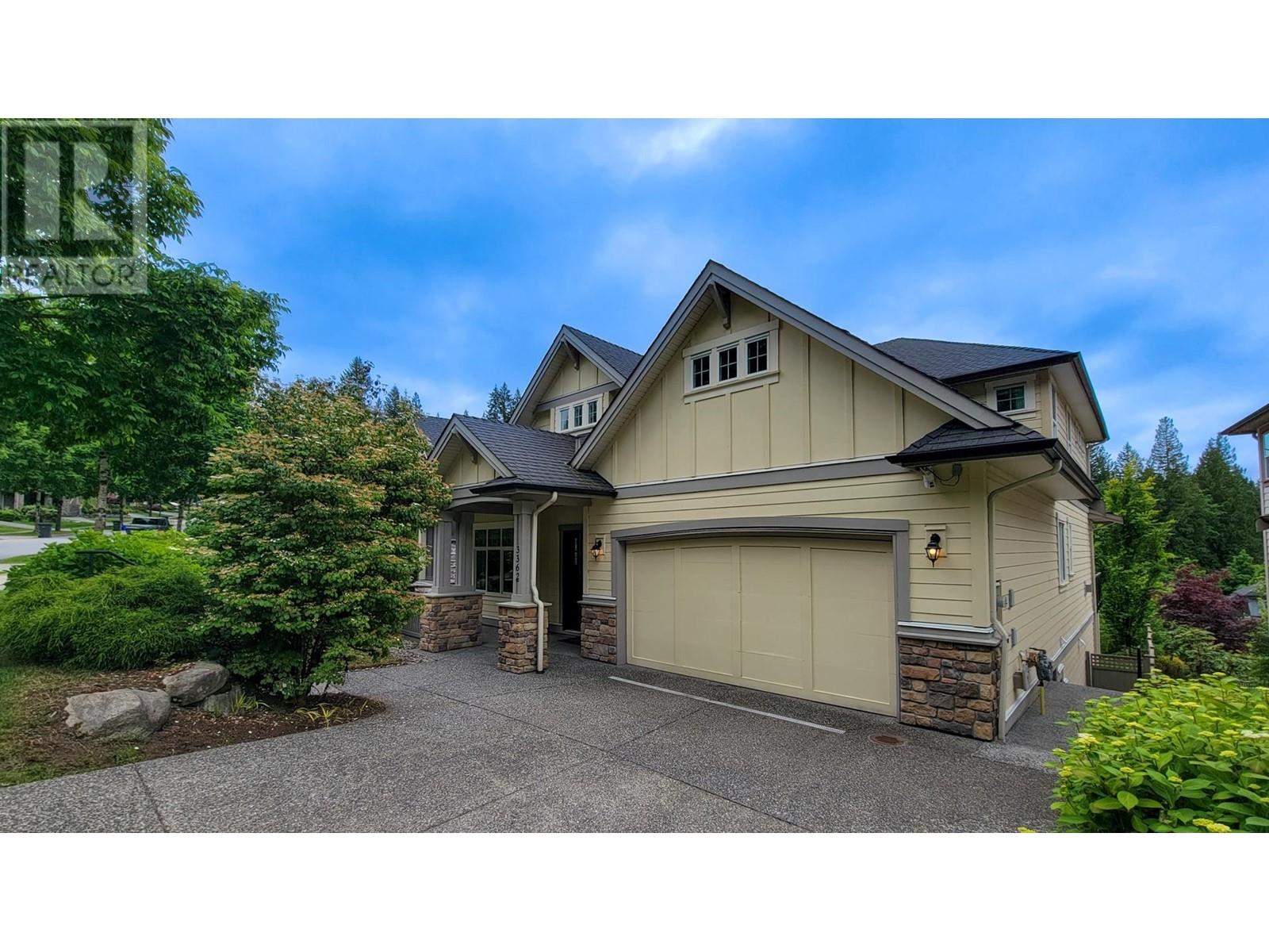 3362 Scotch Pine Avenue, Coquitlam, British Columbia  V3E 0C4 - Photo 2 - R2894728