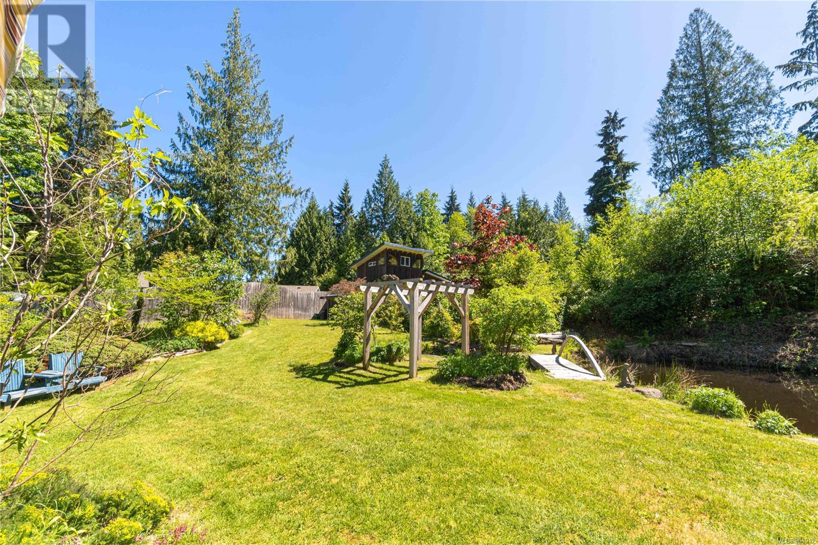 3880 Charlton Dr, Qualicum Beach, British Columbia  V9K 1Z3 - Photo 4 - 964012