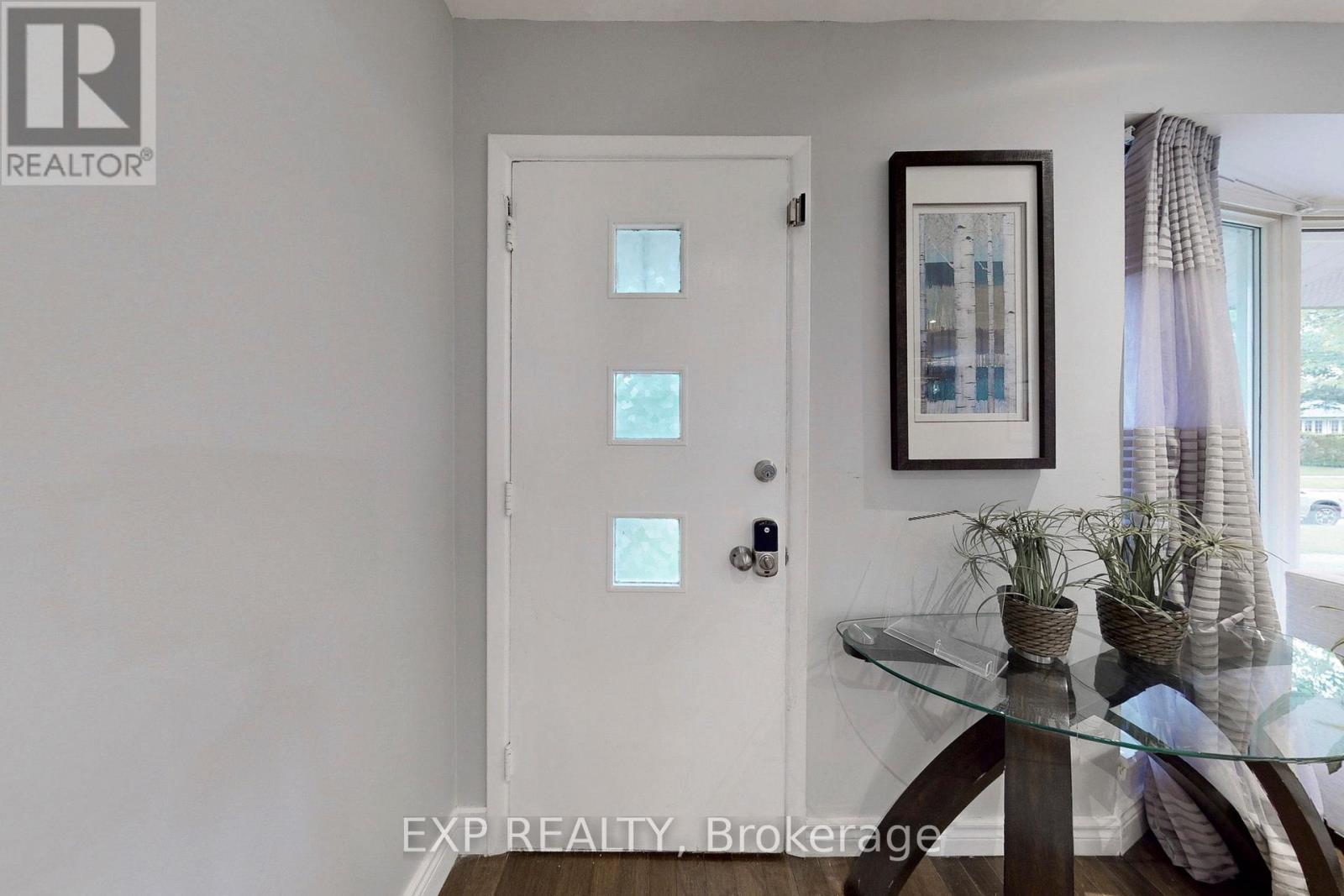 15 Woodgarden Crescent, Toronto, Ontario  M1E 3K3 - Photo 22 - E8440010