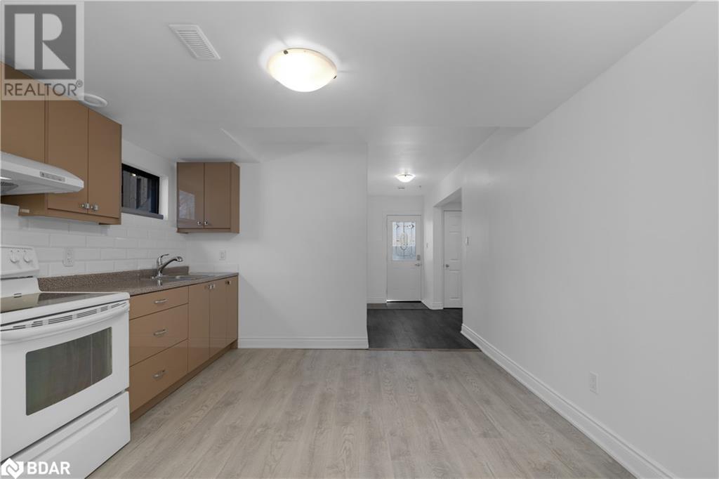 454 Laclie Street, Orillia, Ontario  L3V 4P8 - Photo 27 - 40606025