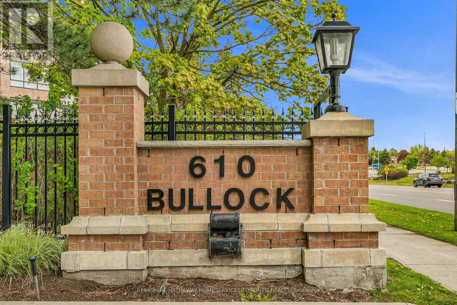 405 - 610 Bullock Drive, Markham, Ontario  L3R 0G1 - Photo 1 - N8440286