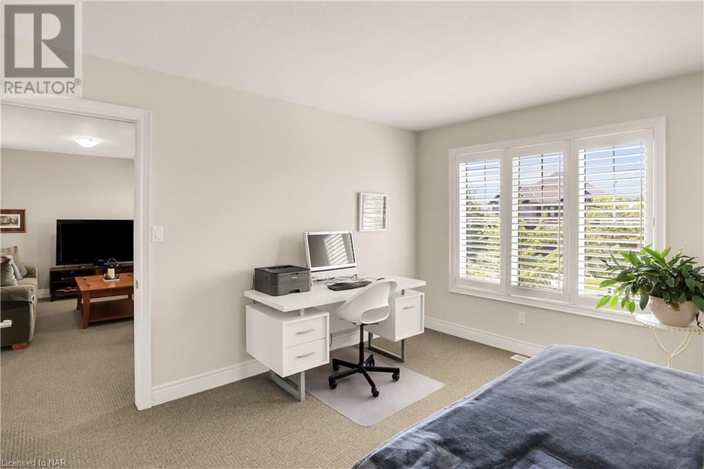 36 Silverwood Avenue Avenue, Welland, Ontario  L3C 0C3 - Photo 34 - 40603027