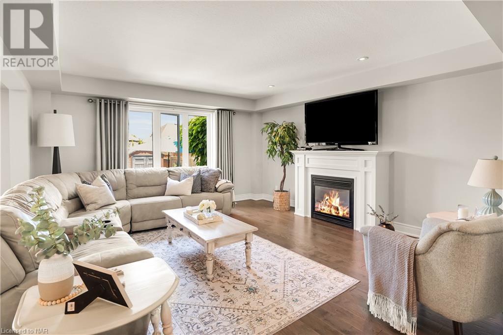 36 Silverwood Avenue Avenue, Welland, Ontario  L3C 0C3 - Photo 7 - 40603027